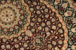 伝統的なペルシャ絨毯の模様クムシルク玄関マットメダリオンデザイン56076、サイズ：128x77 CM、