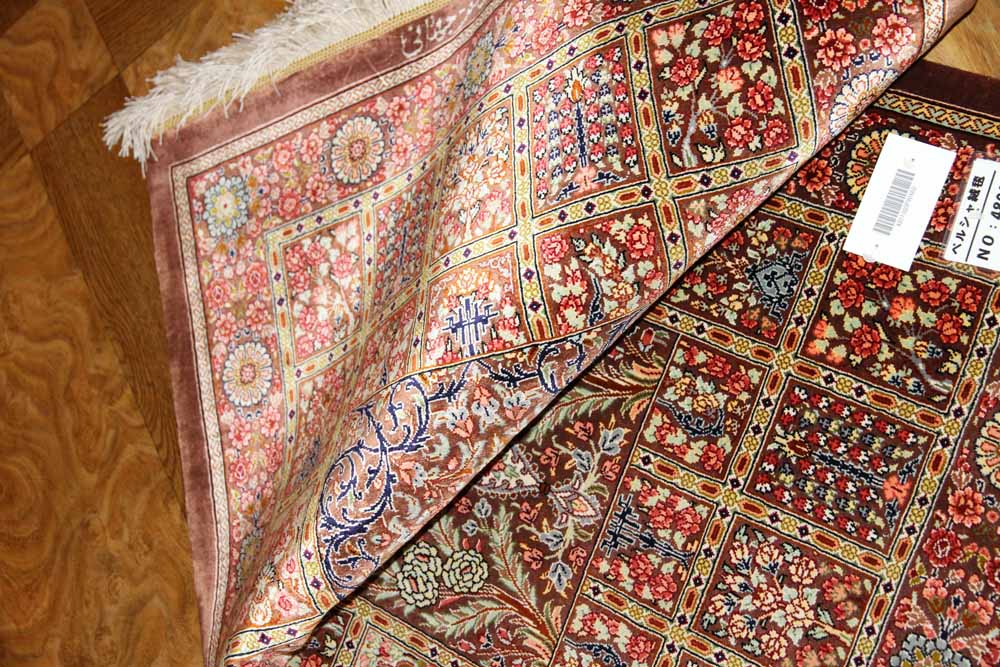 ハイクオリティーペルシャシルク絨毯48010、サイズ：90x60 CM