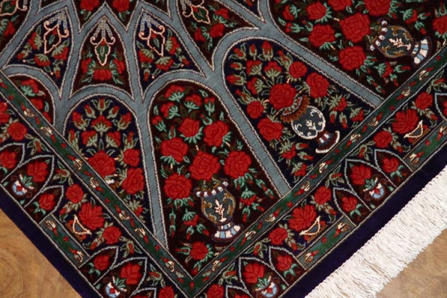 珍しいデザインの玄関マットシルクペルシャ絨毯56042、工房：RAHIMI、サイズ： 91x60 CM