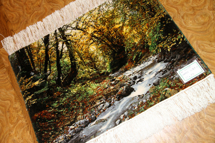 川の風景のピクチャー模様手織りペルシャ絨毯50105、carpet picure design、サイズ：71x50ｃｍ（フサ含まず）