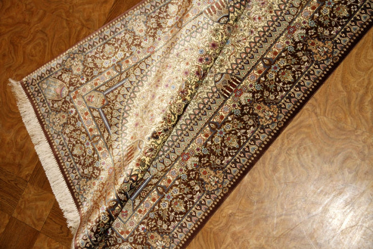 渋い色合いのシルク玄関マット手織りペルシャ絨毯56056、茶色いシルク絨毯　、サイズ：117x78