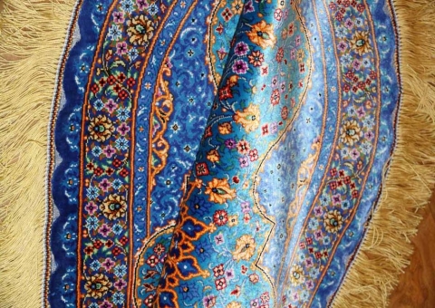 ペルシャ絨毯シルクの楕円形、とても綺麗な黄色145952