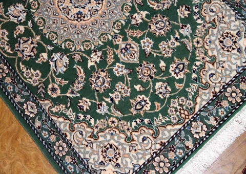 グリーン色の高級ペルシャ絨毯ナイン産玄関マット39491