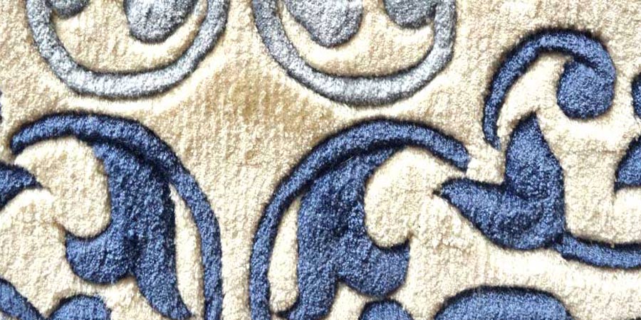 イラン製　ペルシャ絨毯　段通　絹100％　103×154cm  D R4393C