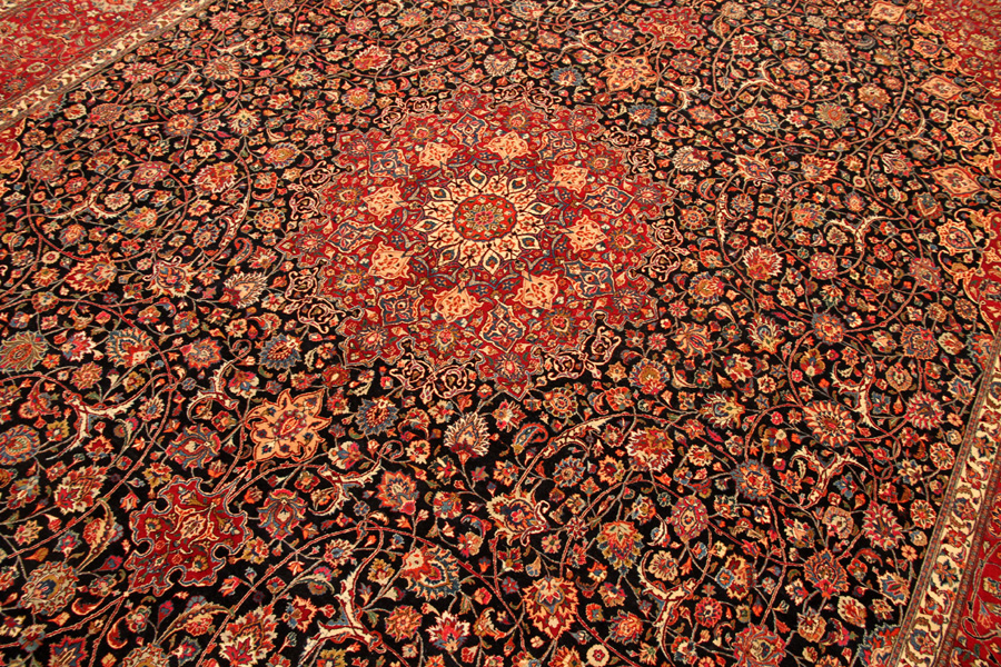 antique-saber-carpet10026